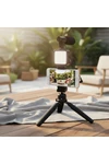 Trípode Para Celular Con Micrófono 3.5mm Y Luz Led Portatil Trípode Para Celular Con Micrófono 3.5mm Y Luz Led Portatil